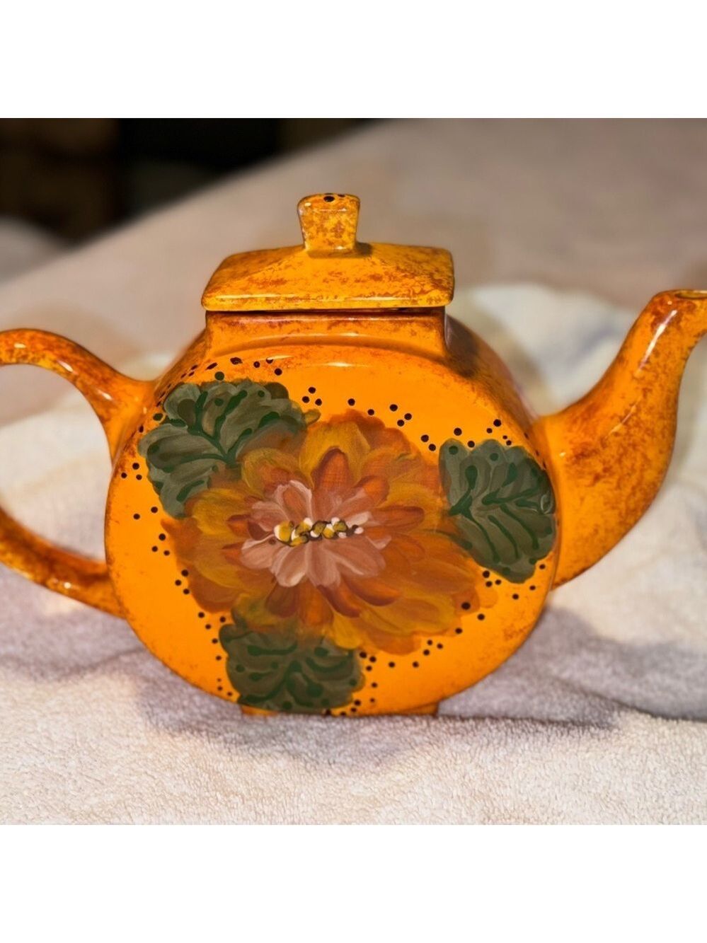 orange Art glazed signed handle spout top
Musty Orange green decorative art - Picture 10 of 10